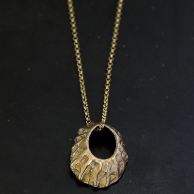 Solid 9ct Gold Cornish limpet necklace from the Greenaway Collection made by chloe michell jewellery